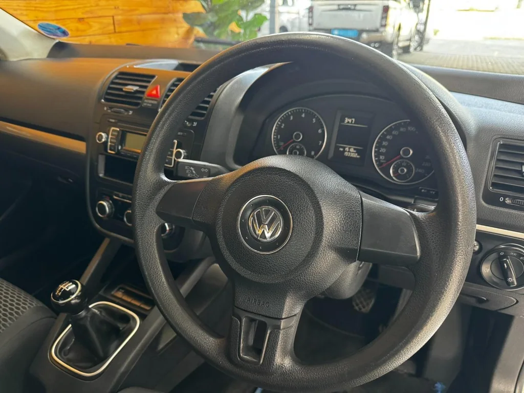 2011 Volkswagen Jetta 1.6 Trendline – photo 11