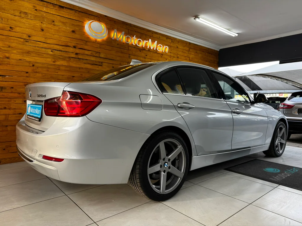 2012 BMW 320d Luxury Line Manual – photo 6