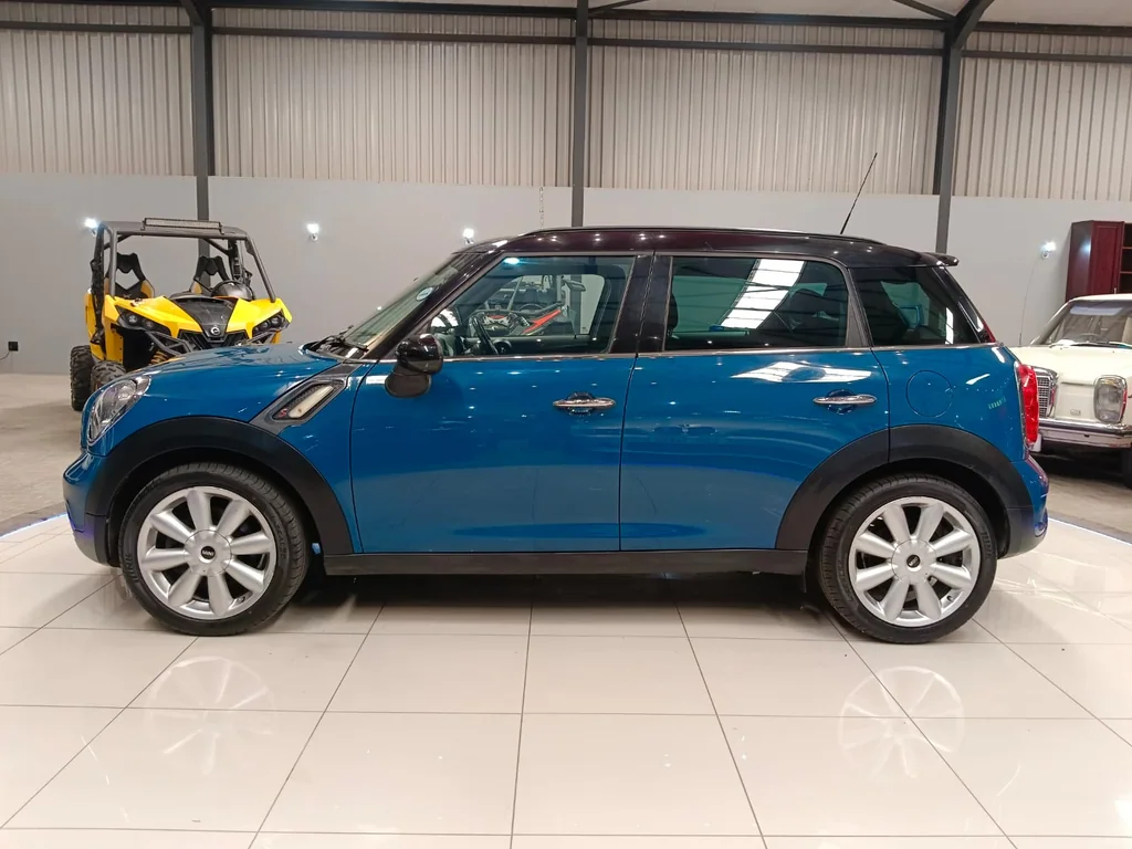 2012 Mini Countryman Cooper S Manual – photo 4