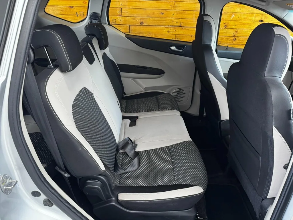 2021 Renault Triber 1.0 Prestige Auto – photo 18