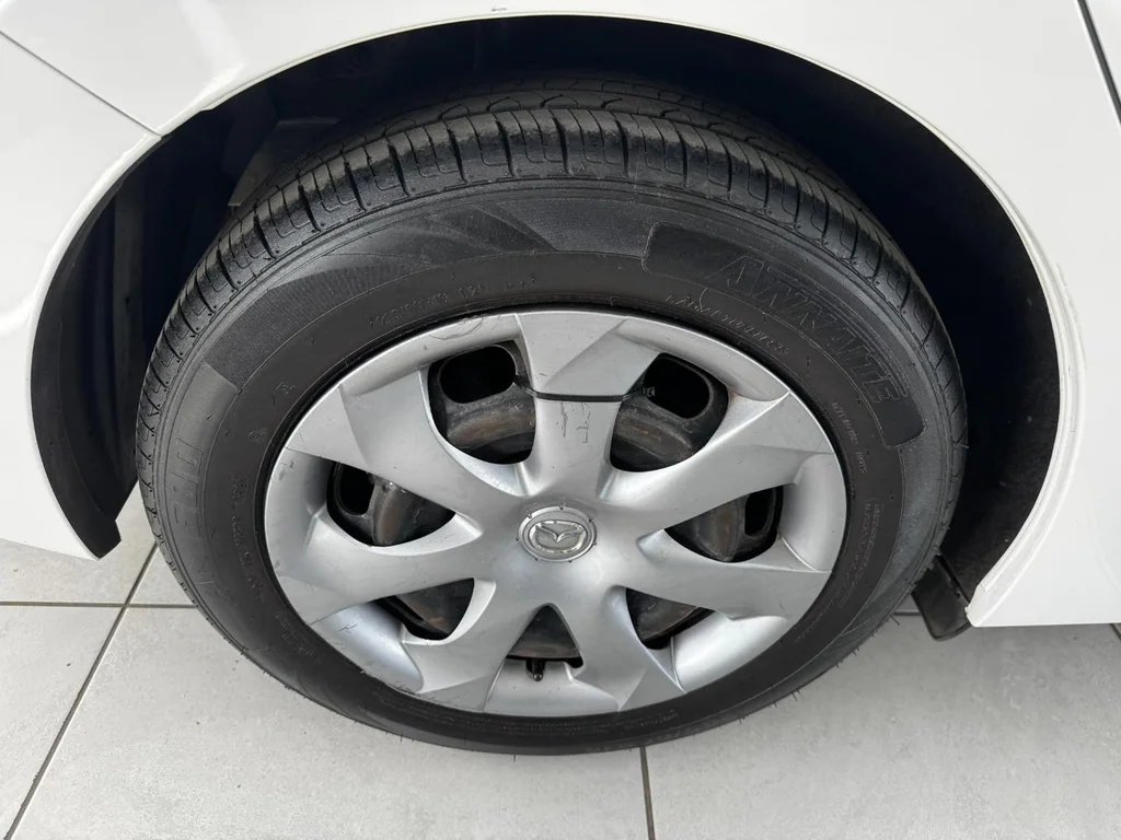 2017 Mazda Mazda3 Sedan 1.6 Original – photo 10