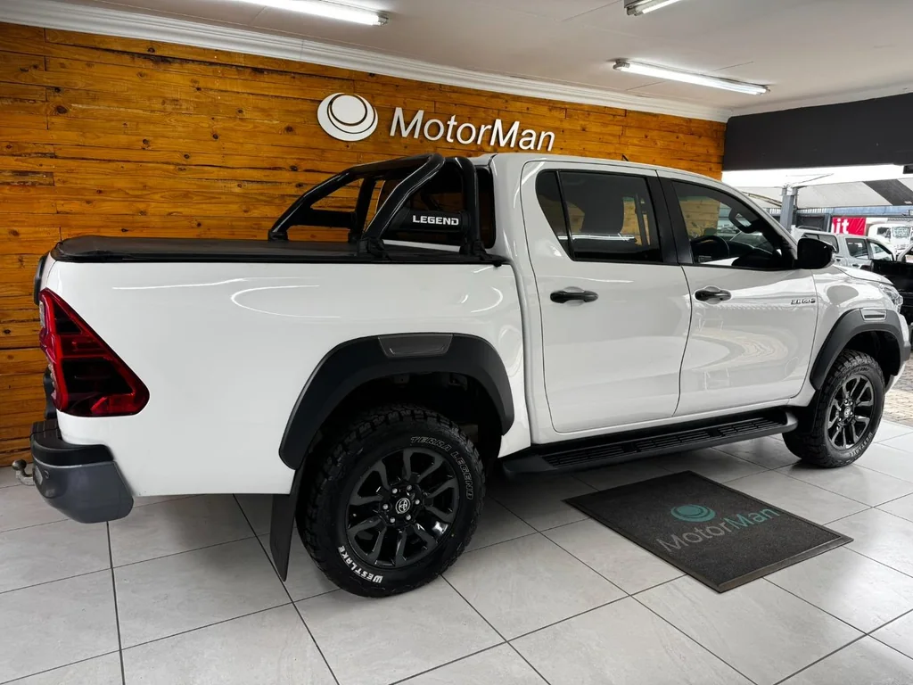 2021 Toyota Hilux 2.8GD-6 Double Cab Legend Auto – photo 5