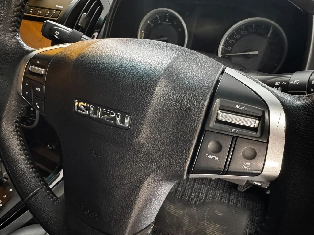 2021 Isuzu D-Max 300 3.0TD Double Cab LX Auto – photo 21