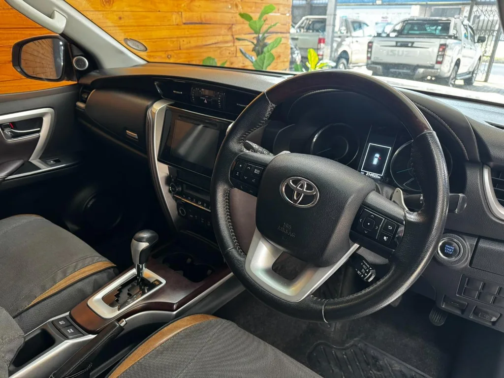 2016 Toyota Fortuner 2.8GD-6 4x4 Auto – photo 12