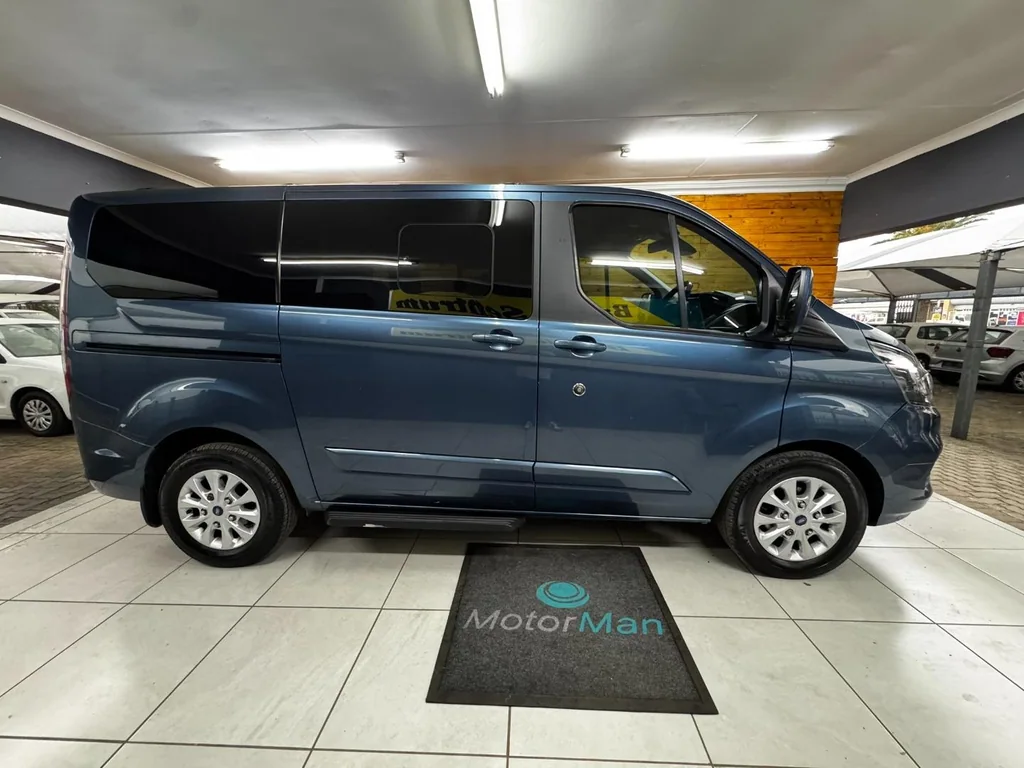 2019 Ford Tourneo Custom 2.2TDCi SWB Limited – photo 5