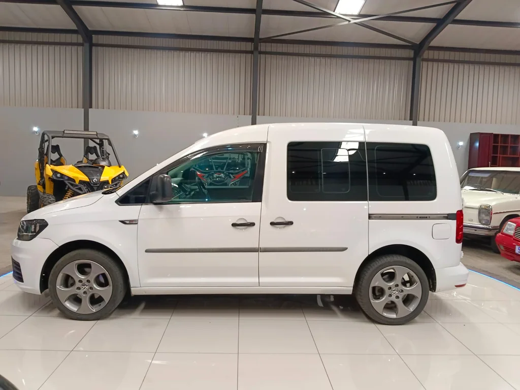 2018 Volkswagen Caddy 1.6 CrewBus Manual – photo 7