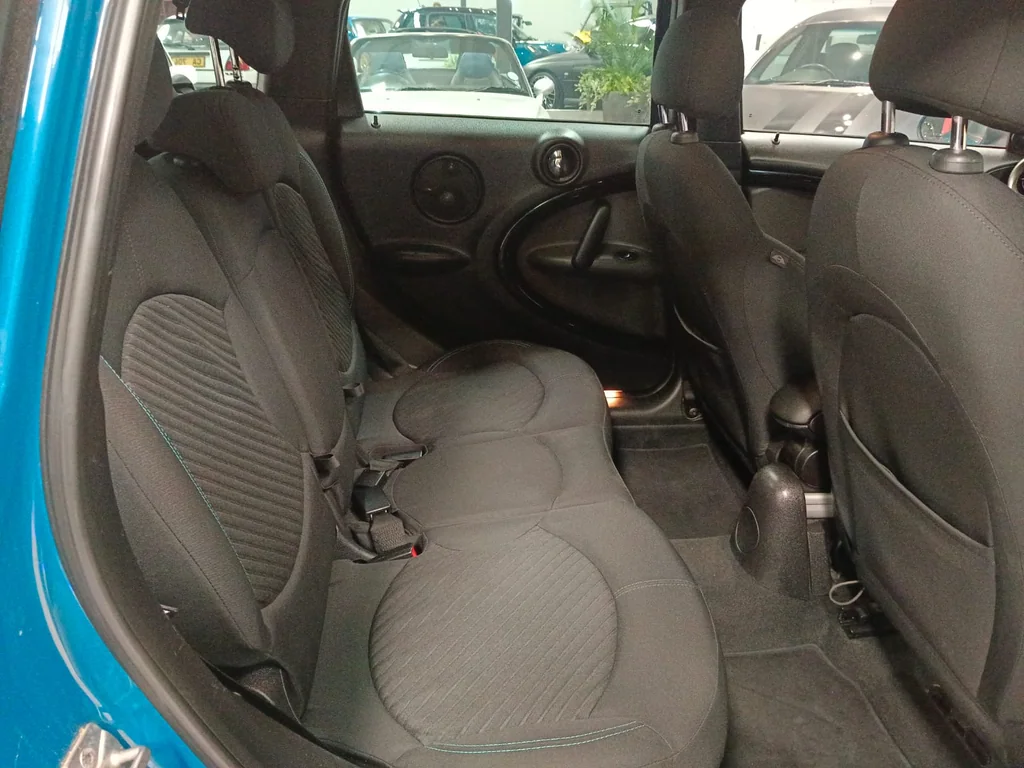 2012 Mini Countryman Cooper S Manual – photo 11