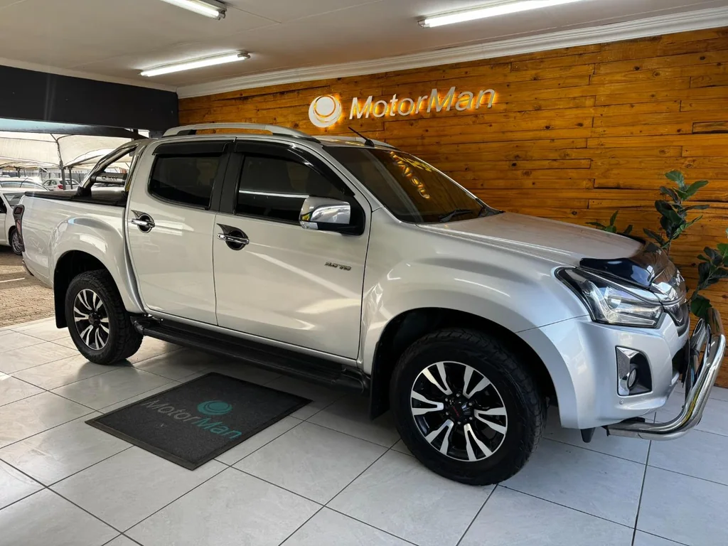 2021 Isuzu D-Max 300 3.0TD Double Cab LX Auto – photo 4