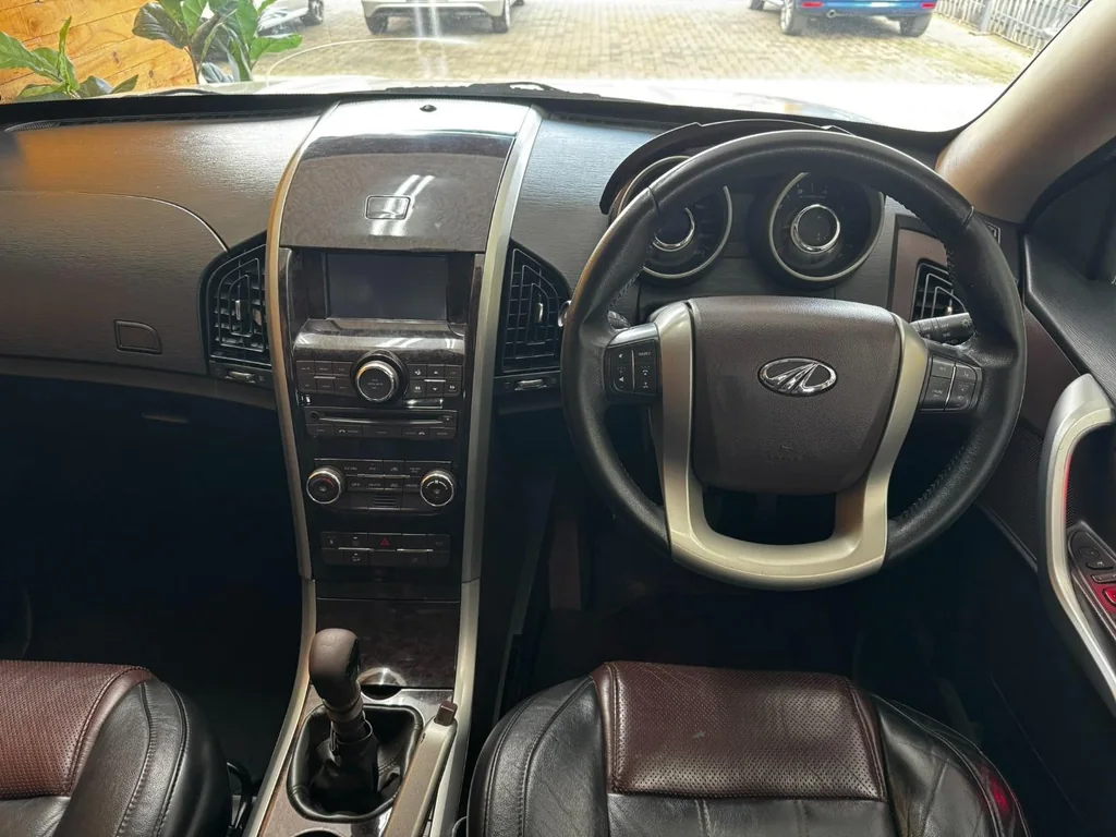 2011 Mahindra XUV500 2.2CRDe W8 – photo 12