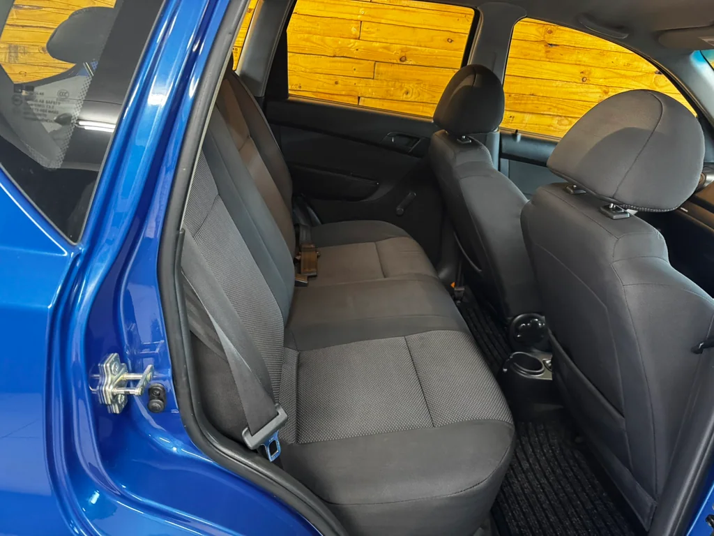 2010 Chevrolet Aveo 1.6 LS Auto Hatch – photo 13
