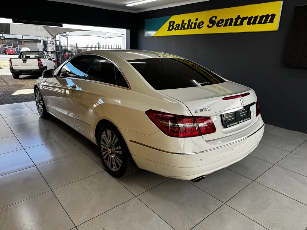 2011 Mercedes-Benz E350 Coupe Auto – photo 4