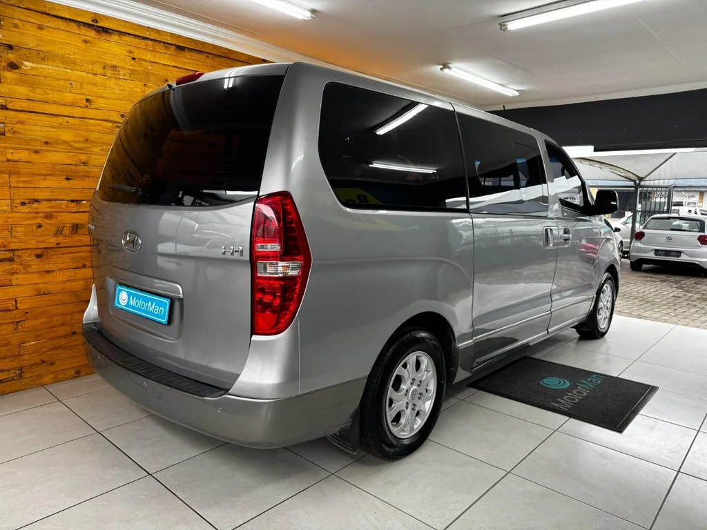 2015 Hyundai H-1 2.5CRDi Wagon GLS – photo 7