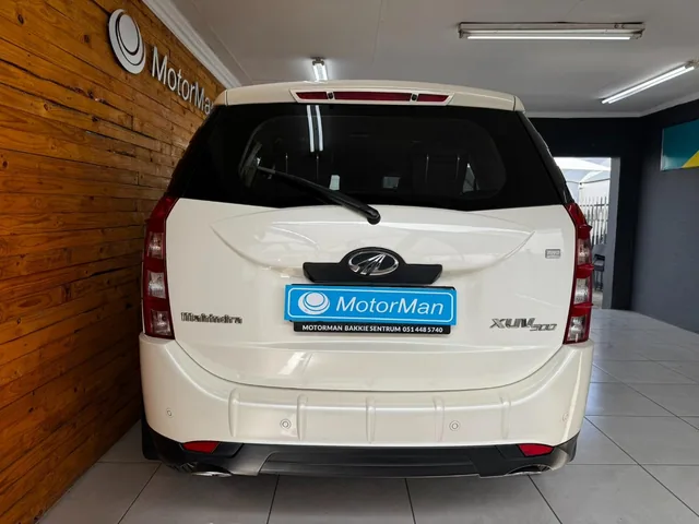 2011 Mahindra XUV500 2.2CRDe W8