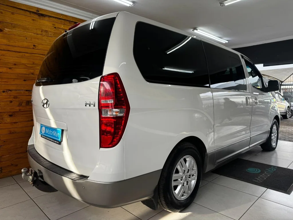 2019 Hyundai H-1 2.4 Bus Executive – photo 9