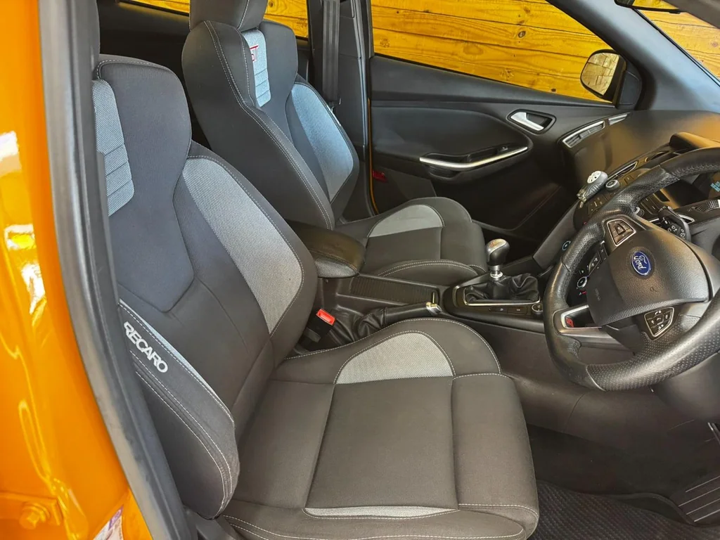 2016 Ford Focus ST 1 – photo 16