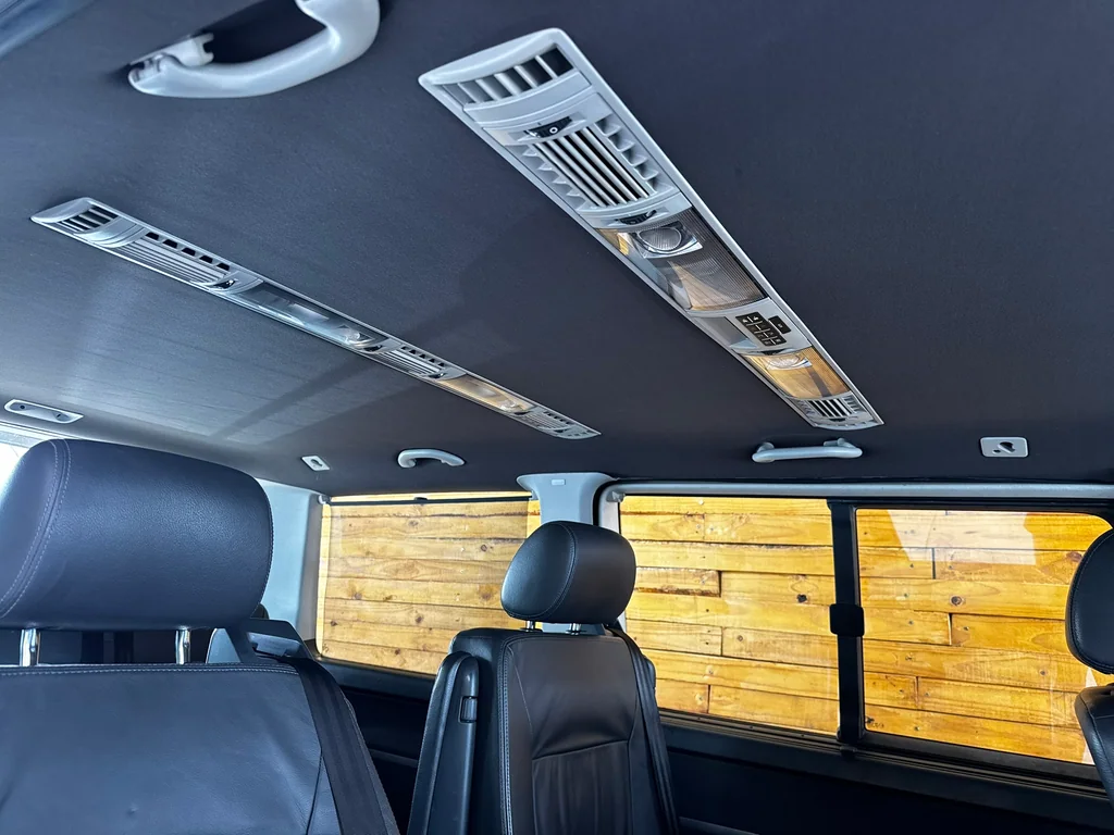 2008 Volkswagen Caravelle T5 2.5 TDI (128KW) Auto – photo 16