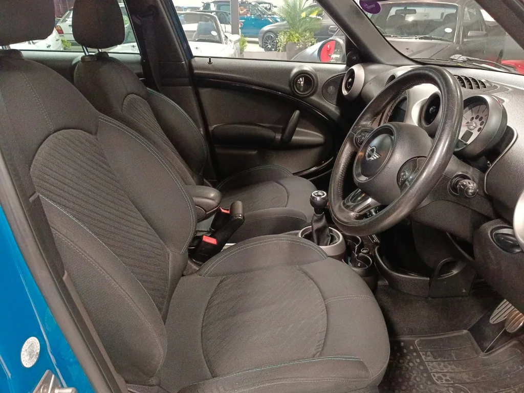 2012 Mini Countryman Cooper S Manual – photo 10