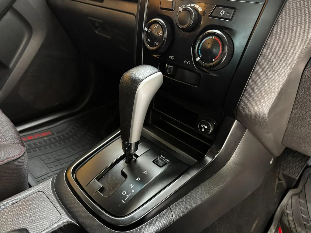 2020 Isuzu D-Max 250 Double Cab Hi-Ride Auto – photo 20