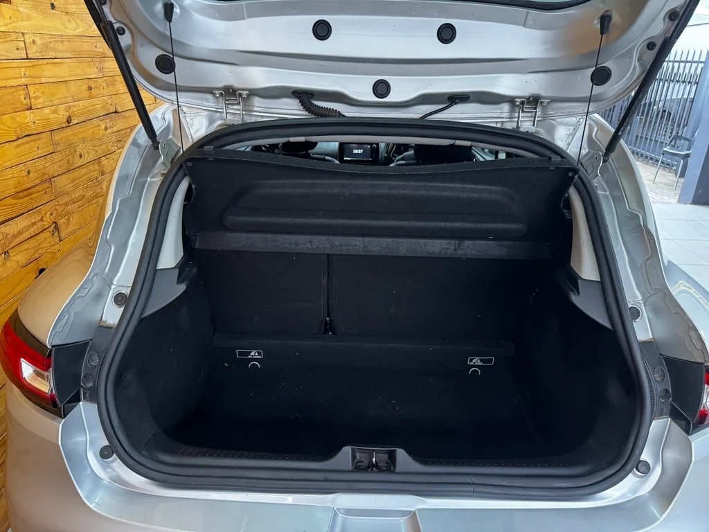 2018 Renault Clio 900T 66kw Dynamique Manual – photo 15