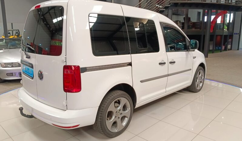 2018 Volkswagen Caddy 1.6 CrewBus Manual For Sale In Bloemfontein full