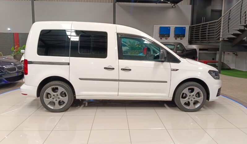 2018 Volkswagen Caddy 1.6 CrewBus Manual For Sale In Bloemfontein full
