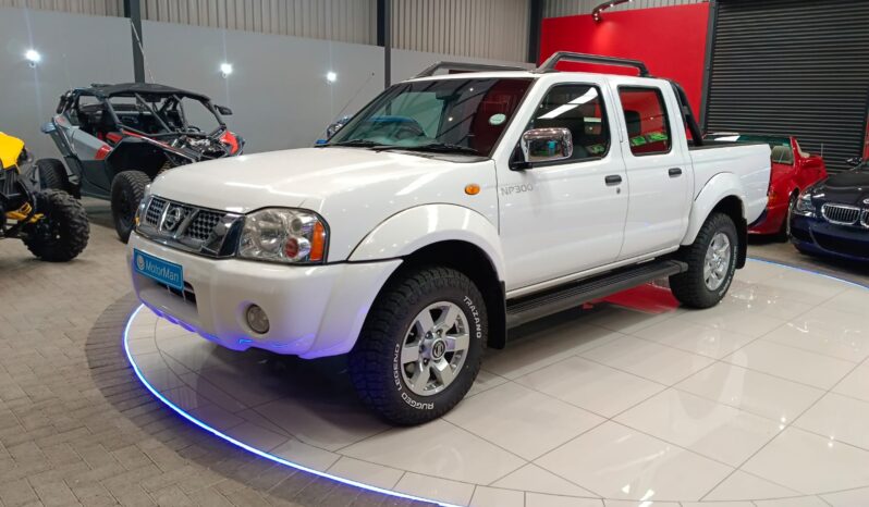2019 Nissan NP300 Hardbody 2.4i Double Cab Hi-Rider Manual For Sale In Bloemfontein full